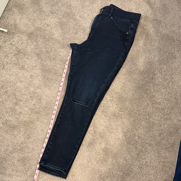 Express Women’s Dark Indigo Skinny Jeans - Picture 2 of 7